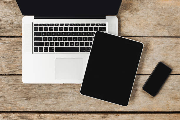 Turn a Forgotten Corner Into a Tiny Tech Command Center