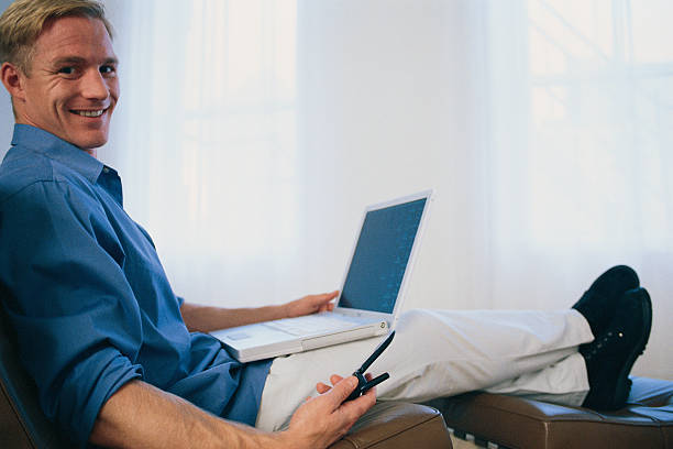 The Long-Session Ergonomics Reset: How to Stay Comfortable at Your Desk Without Fancy Gear