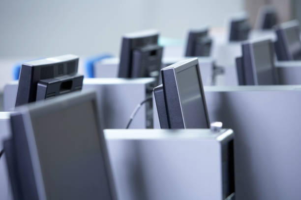 The Monitor Deals Worth Grabbing: How to Spot a Steal Without Getting Buried in Specs